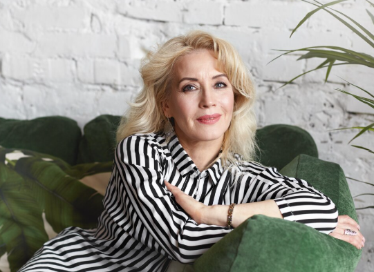 Catherine Saint Lake